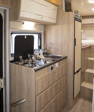 Alquiler_autocaravana_nauticaravaning_Mister_380 (9) Alquiler_autocaravana_nauticaravaning_Mister_380 (9)